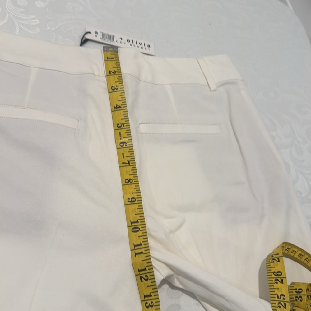 Alice + Olivia “Janis” Low Rise Crop Flare Pants. Ladies 6 - Picture 14 of 16